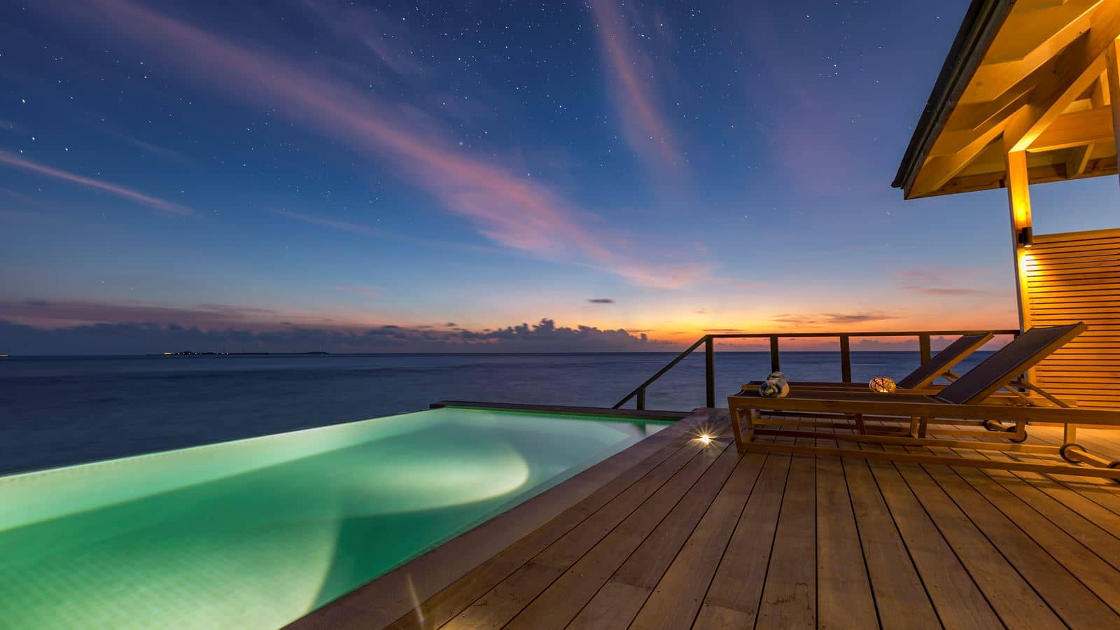 rooms-ocean-pool-villa
