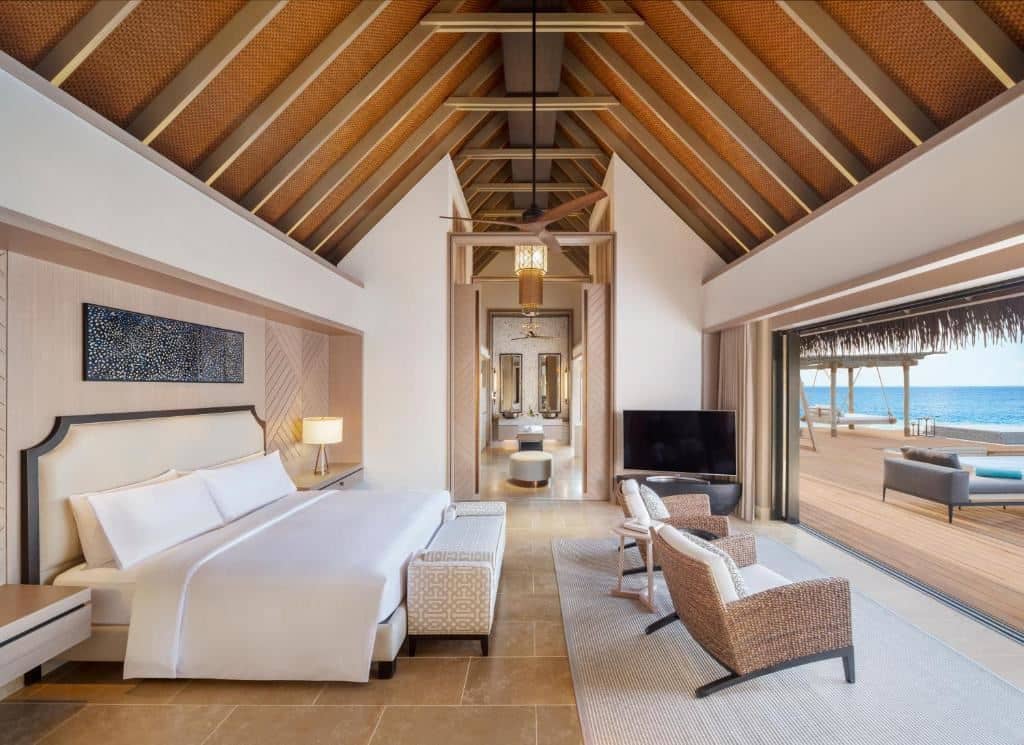 rooms-reef-villa-with-pool