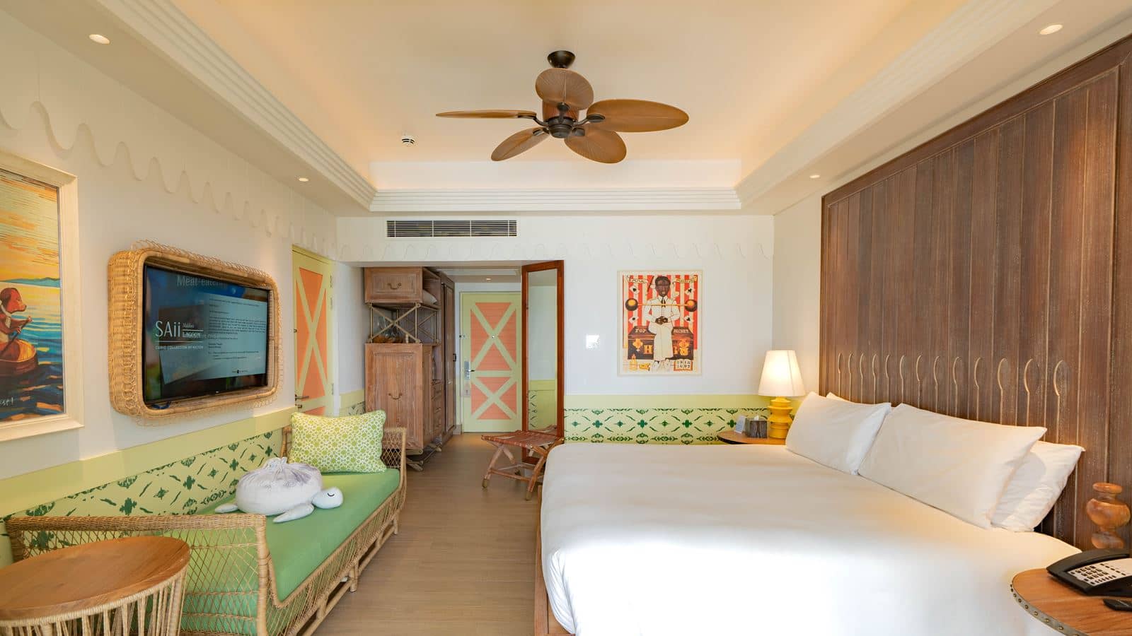 rooms-beach-room-wiith-pool