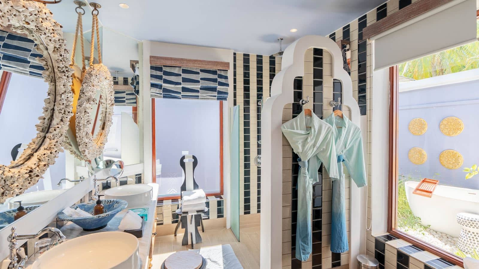 rooms-beach-villa--twin