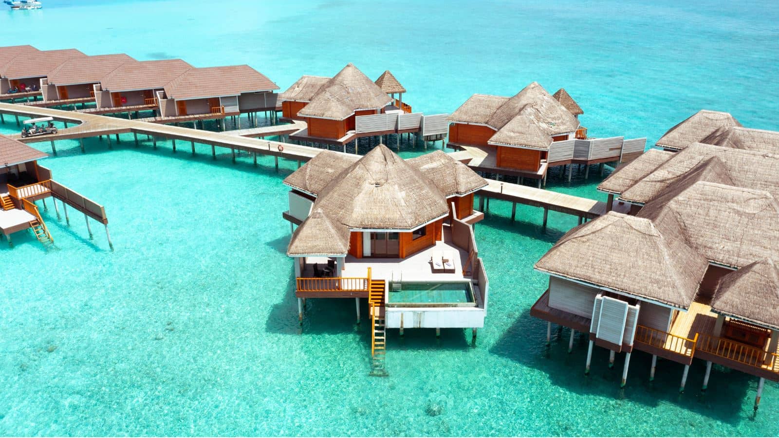 rooms-over-water-suite