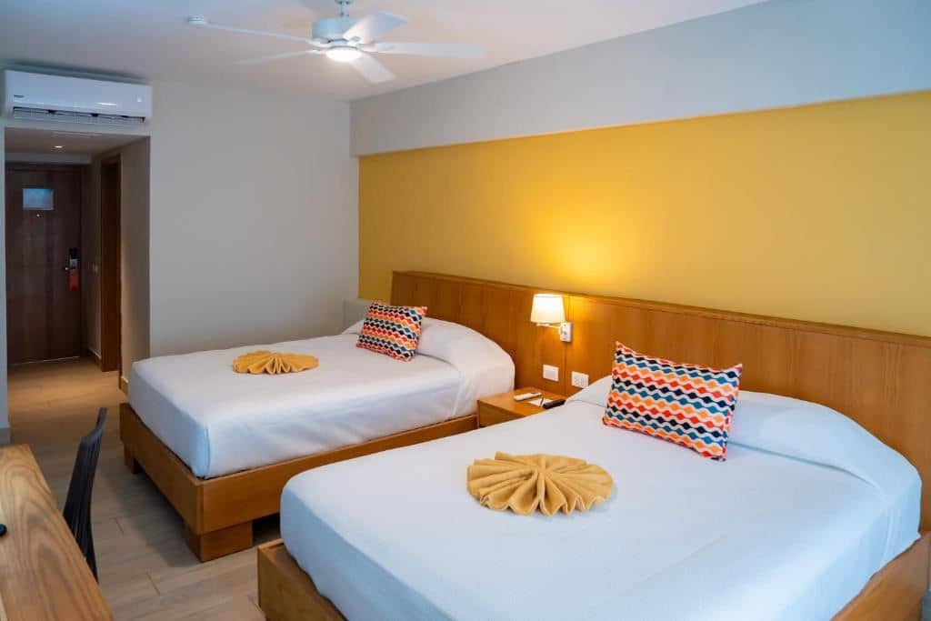 rooms-deluxe-double-room