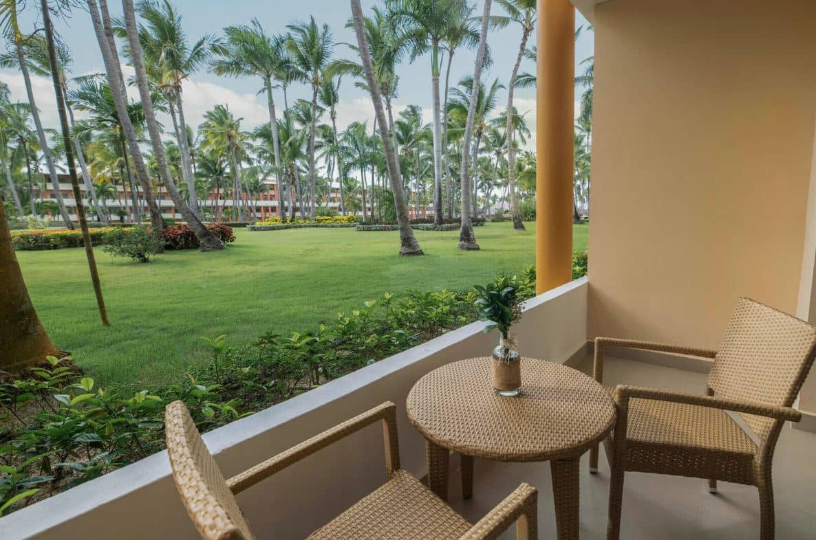 rooms-premium-tropical-view