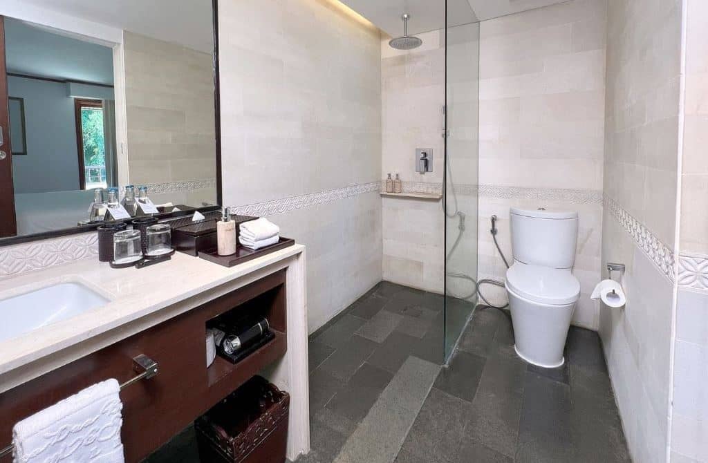 rooms-superior-room