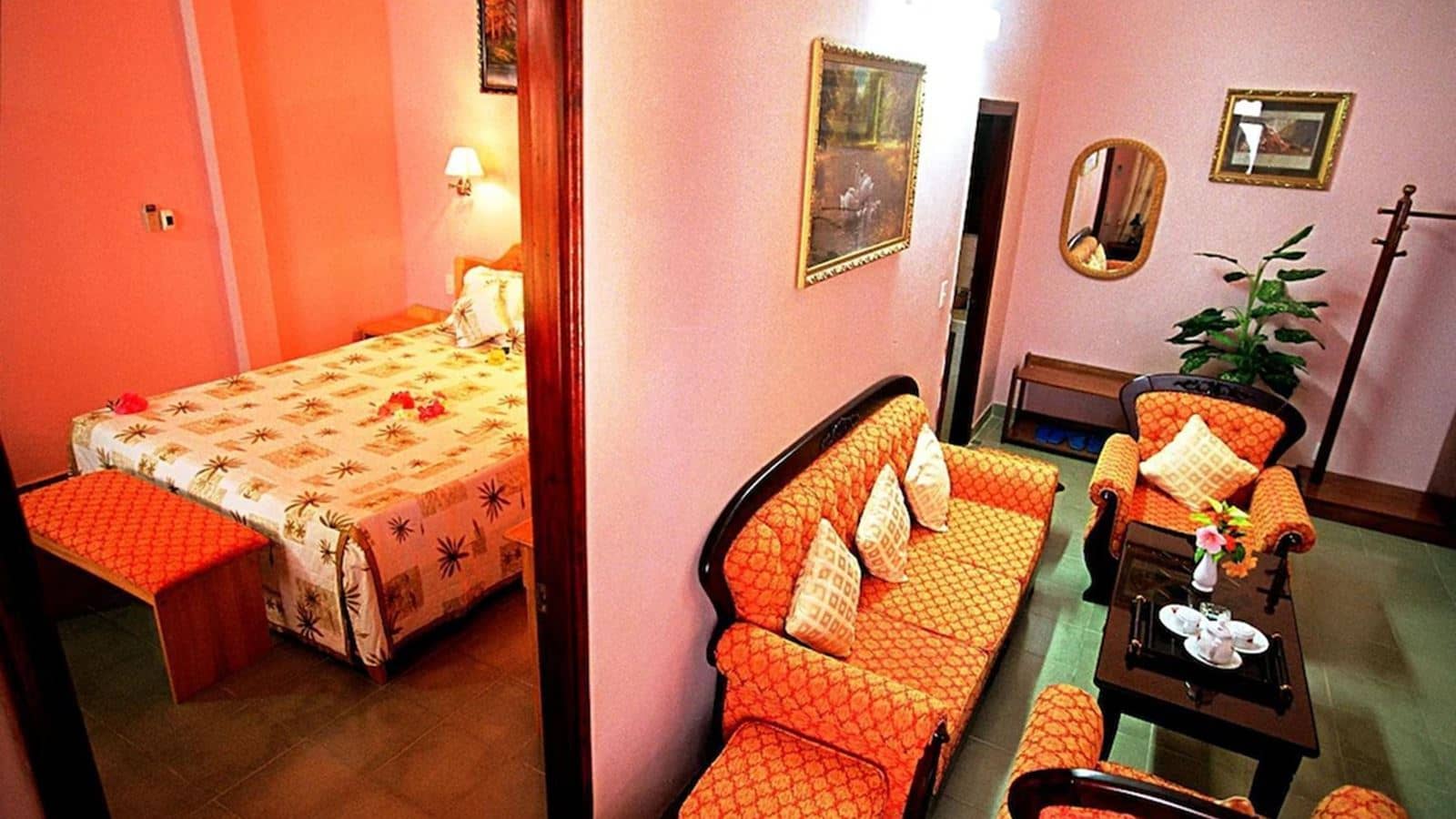 rooms-deluxe-front-ocean-villa-with-terrace-child-without-extra-bed