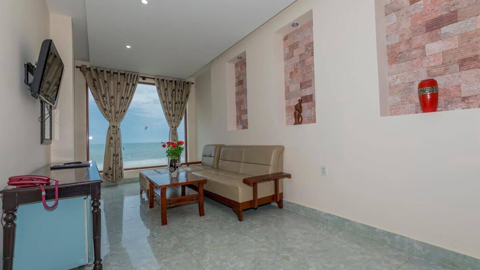 rooms-suite-room-front-ocean-view-child-without-extra-bed