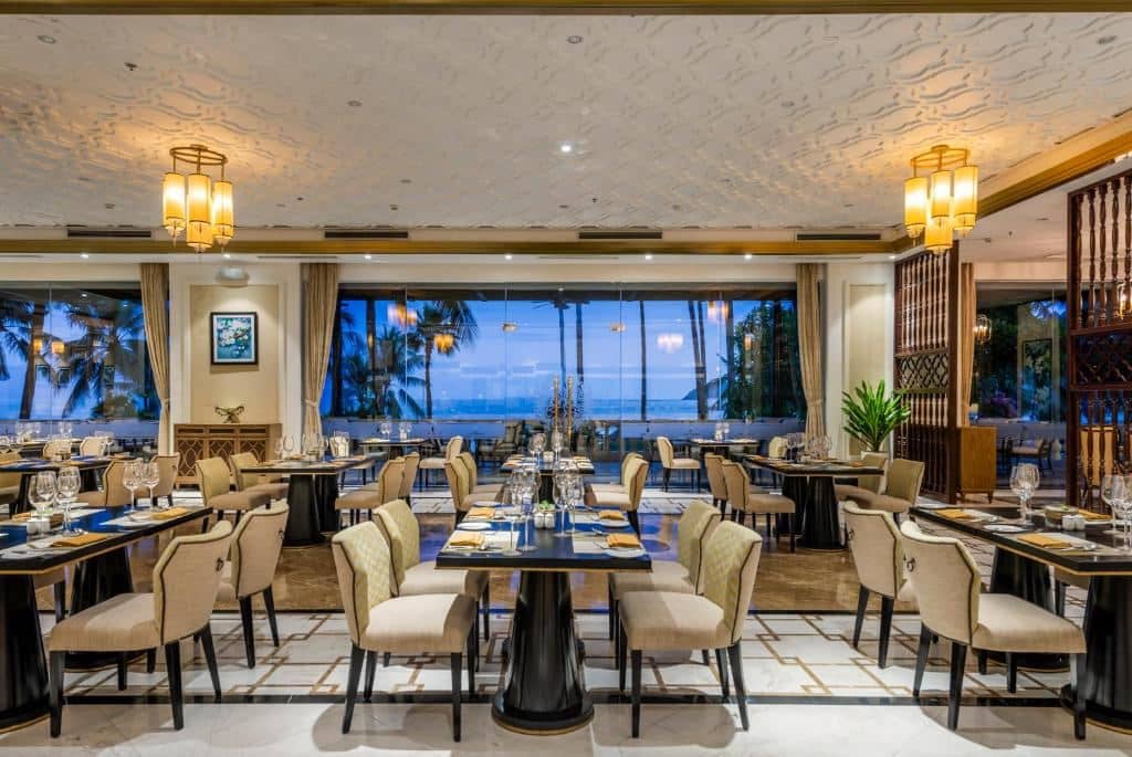 restaurants-restaurants