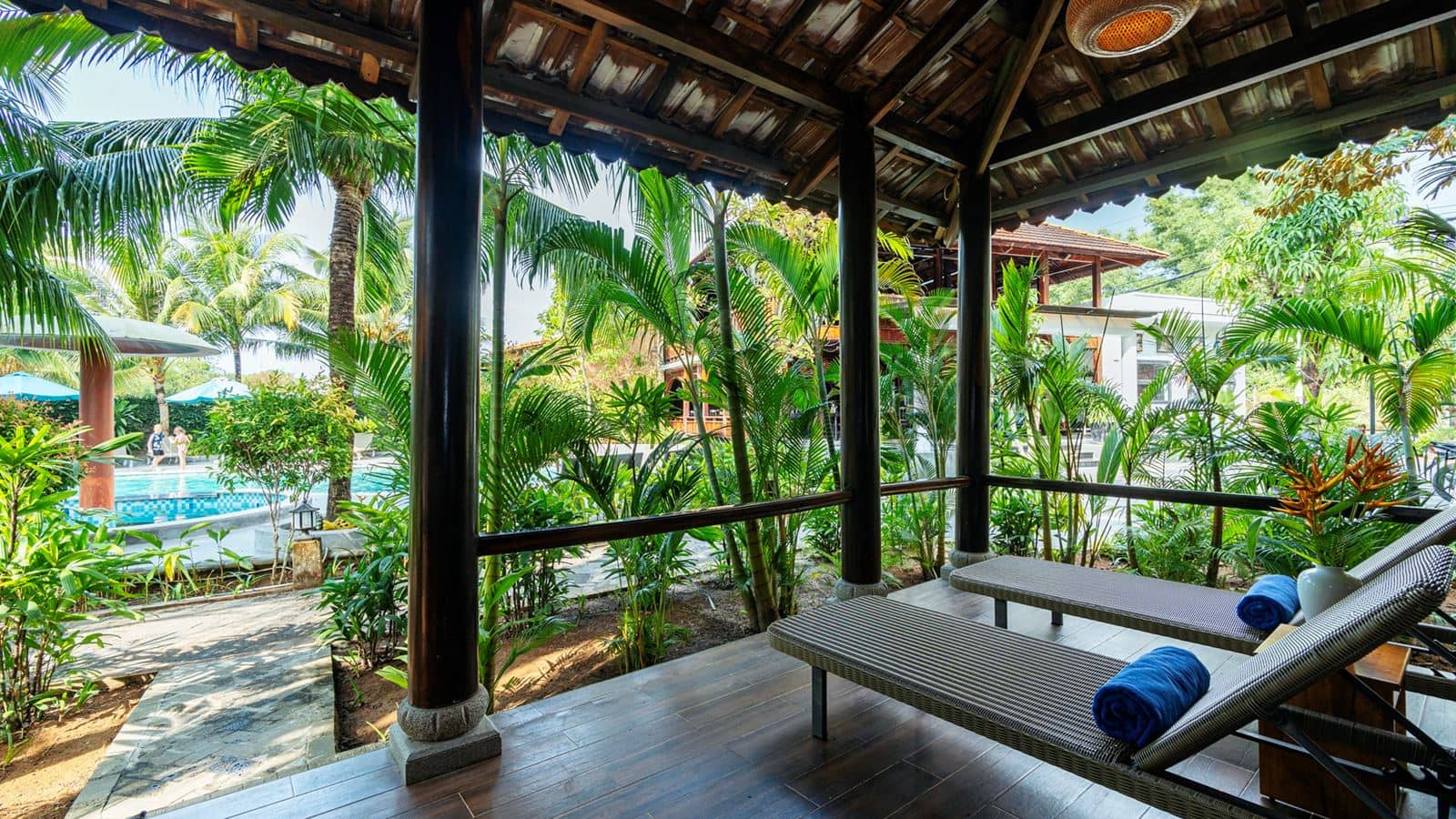 rooms-bungalow-pool-view-no-extra-bed
