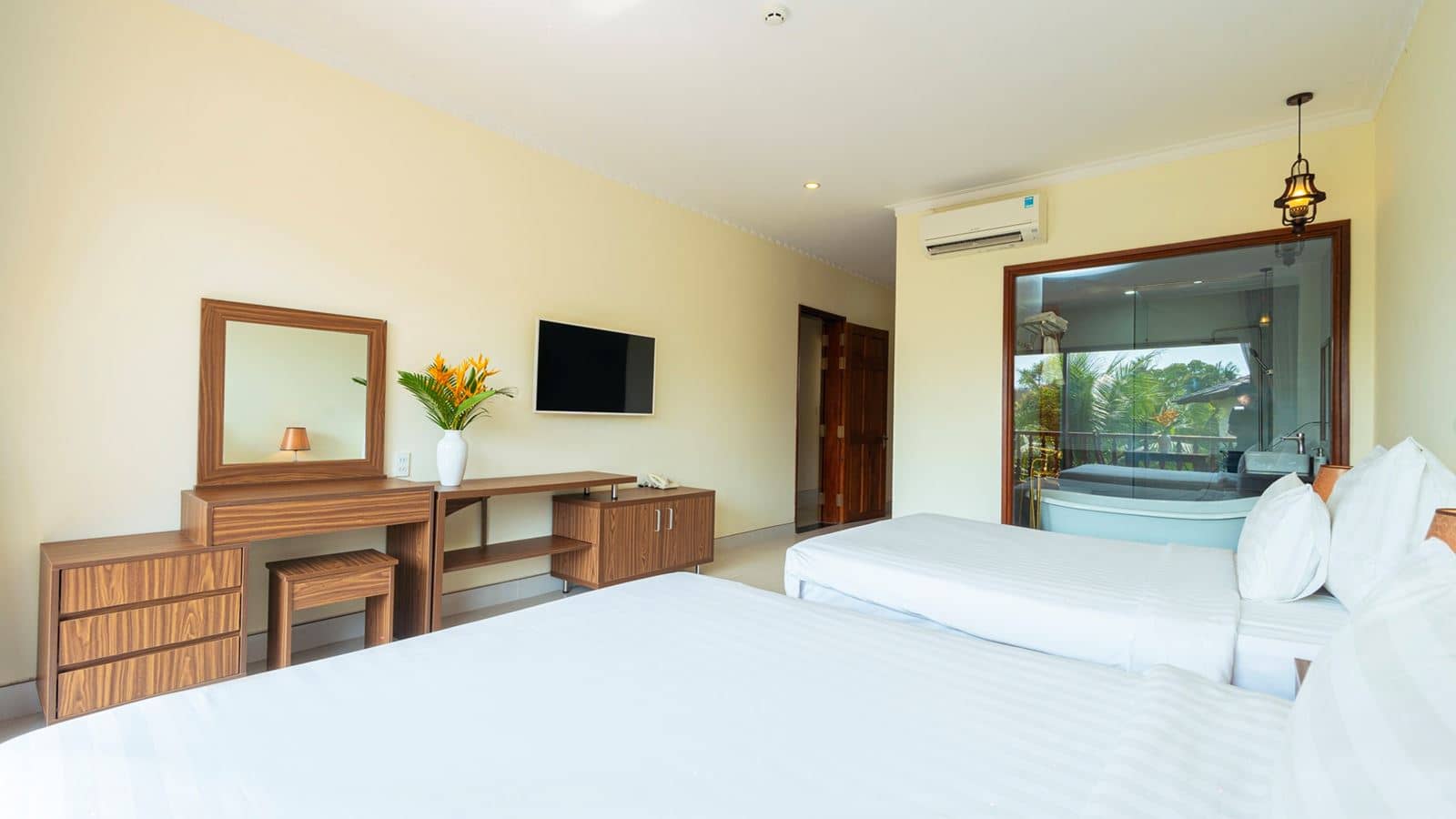 rooms-bungalow-family-suite-no-extra-bed