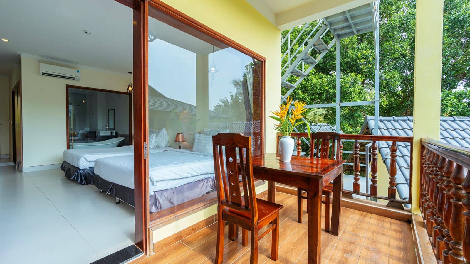 rooms-bungalow-family-suite-no-extra-bed