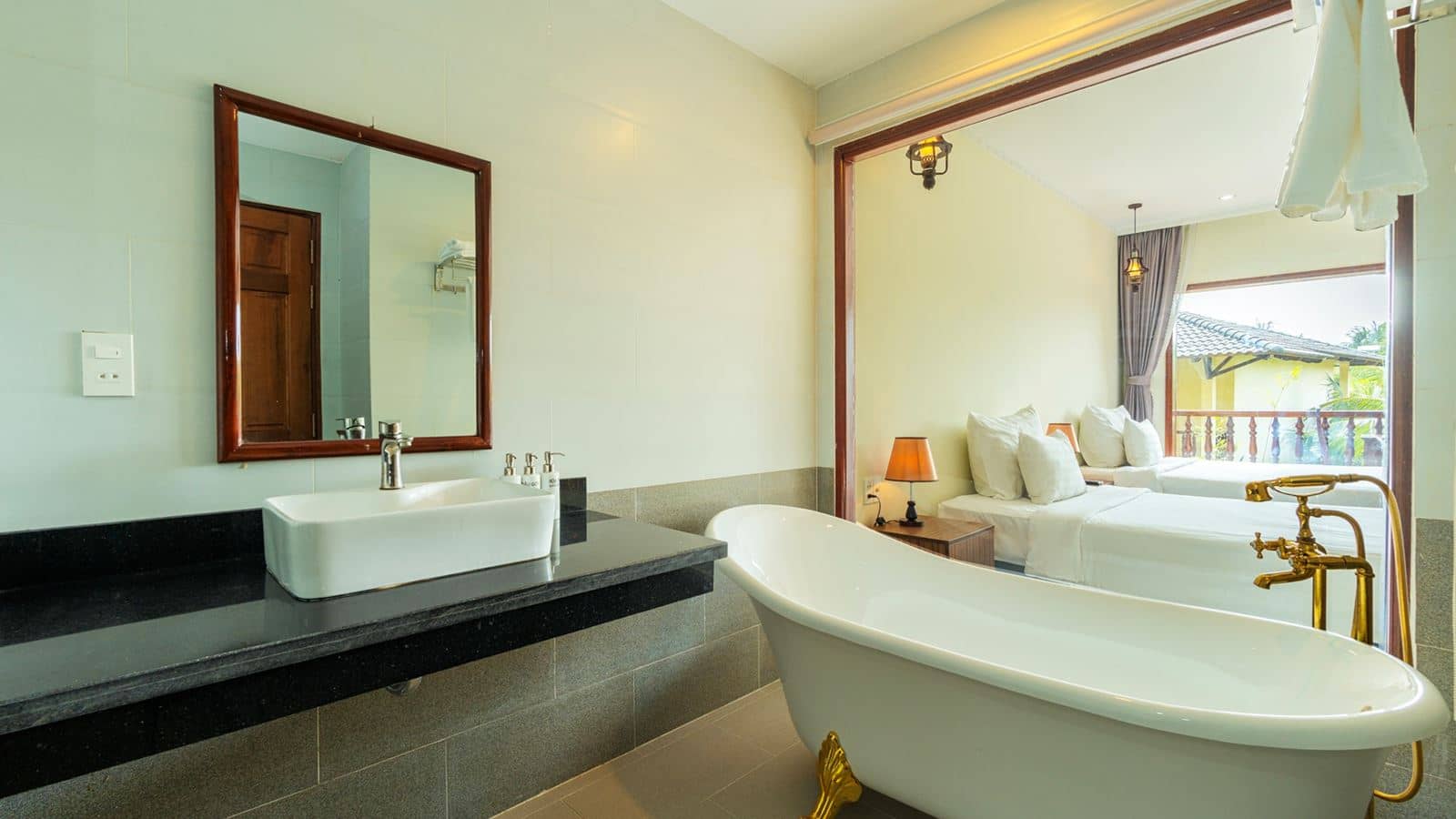 rooms-executive-suite