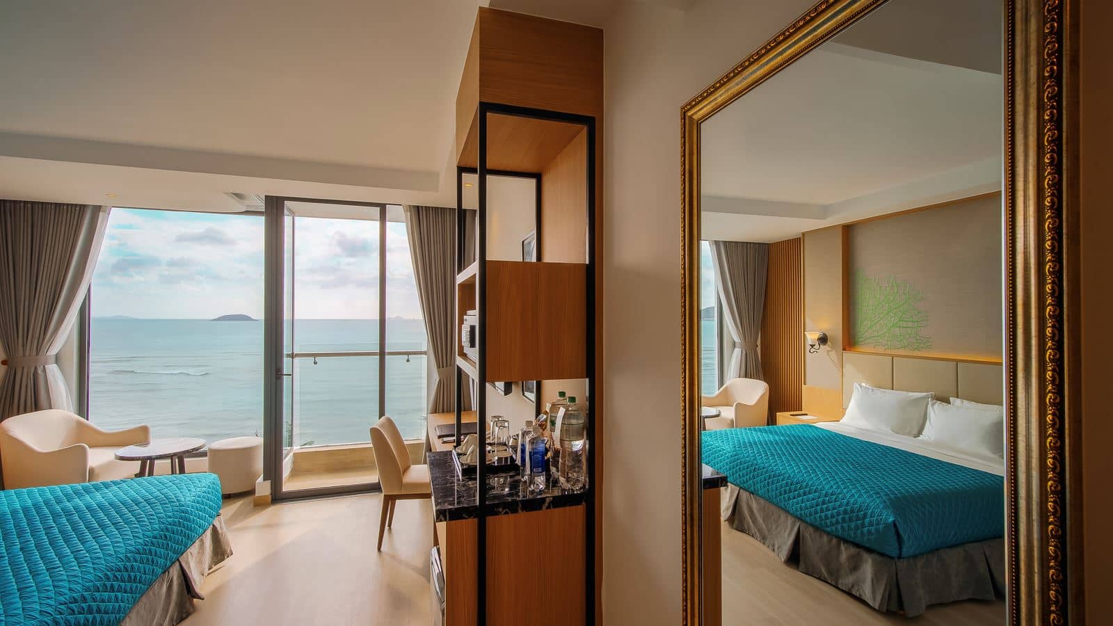 rooms-premier-deluxe-seaview