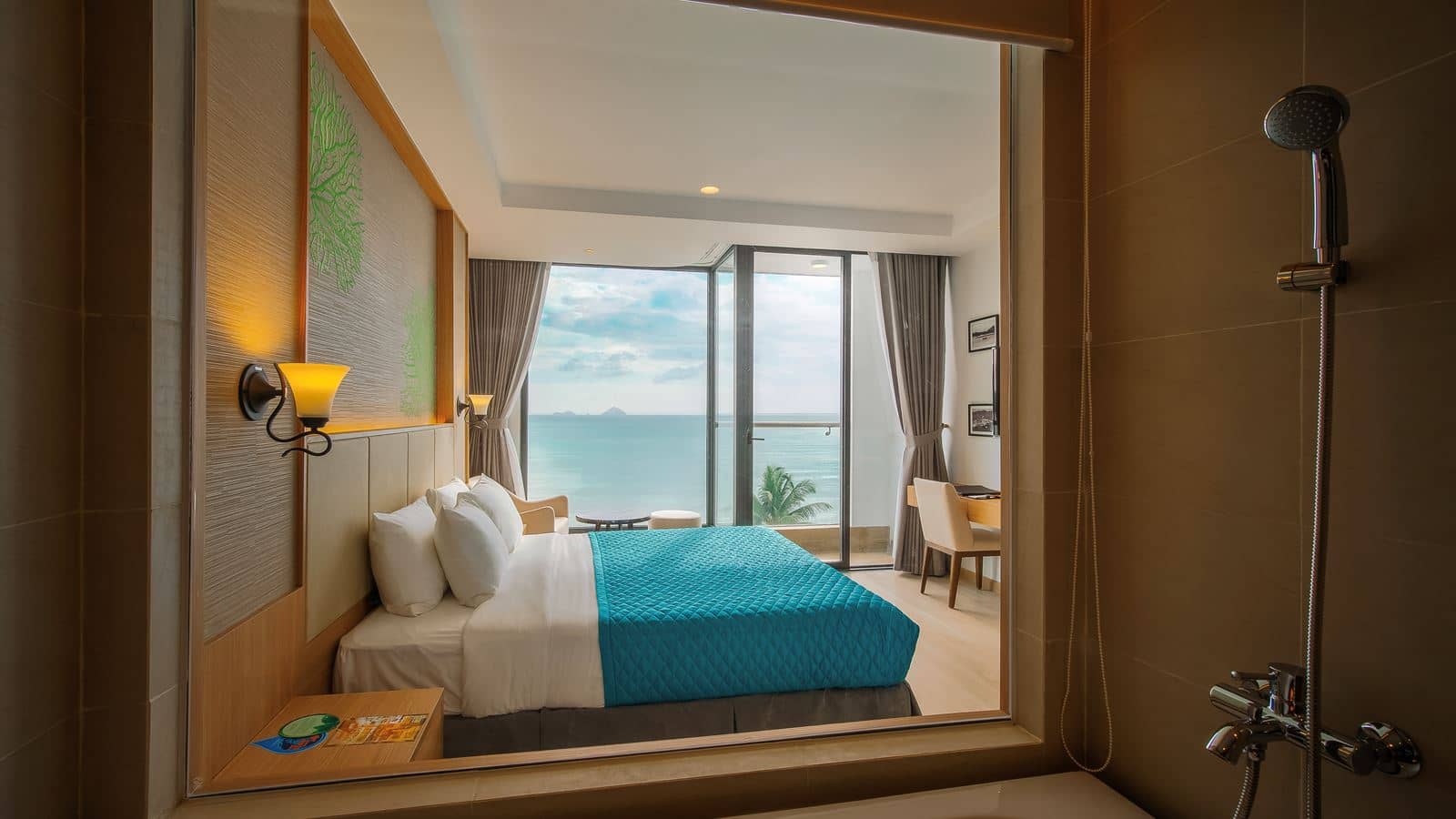 rooms-premier-deluxe-seaview-child-without-extra-bed
