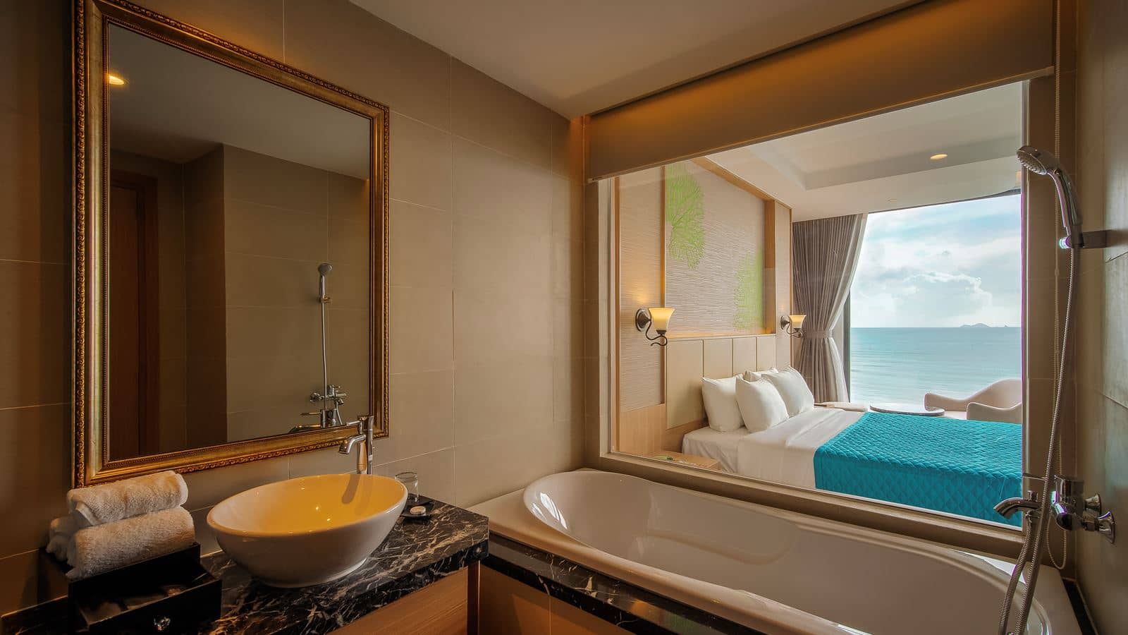 rooms-premier-deluxe-seaview-child-without-extra-bed