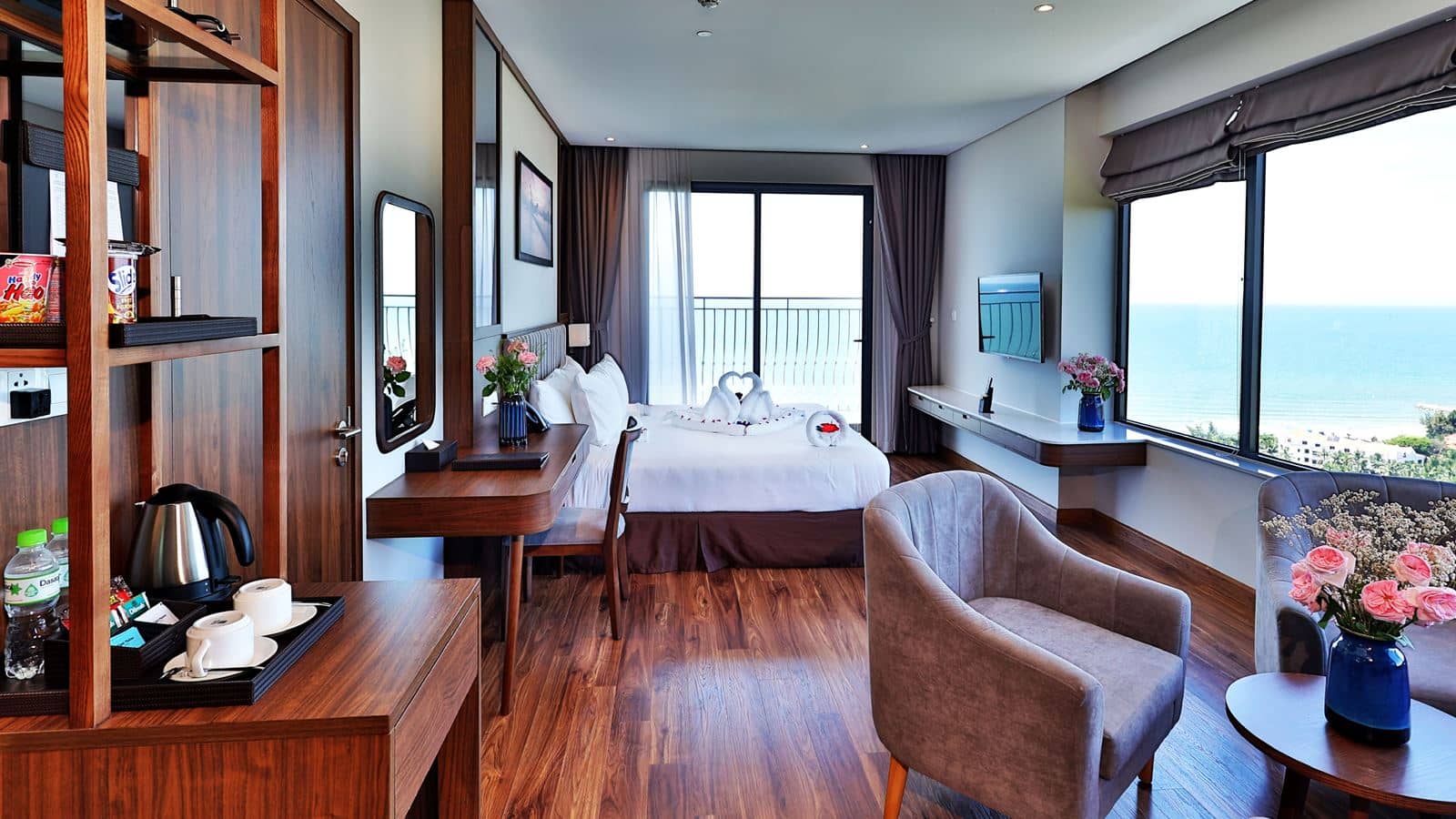 rooms-suite-double-ocean-view-with-balcony-child-without-extra-bed