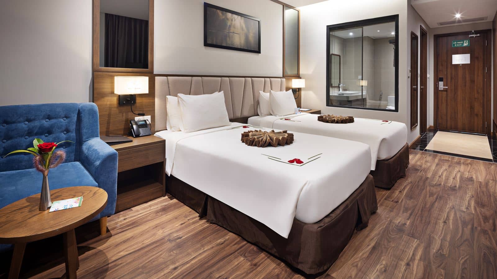 rooms-premier-twin-sea-view-with-balcony