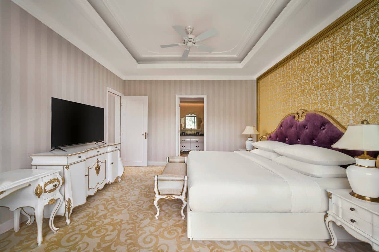 rooms-executive-suite-garden-view