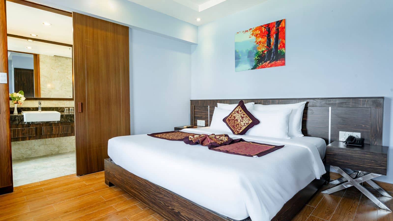 rooms-family-sea-view-with-balcony