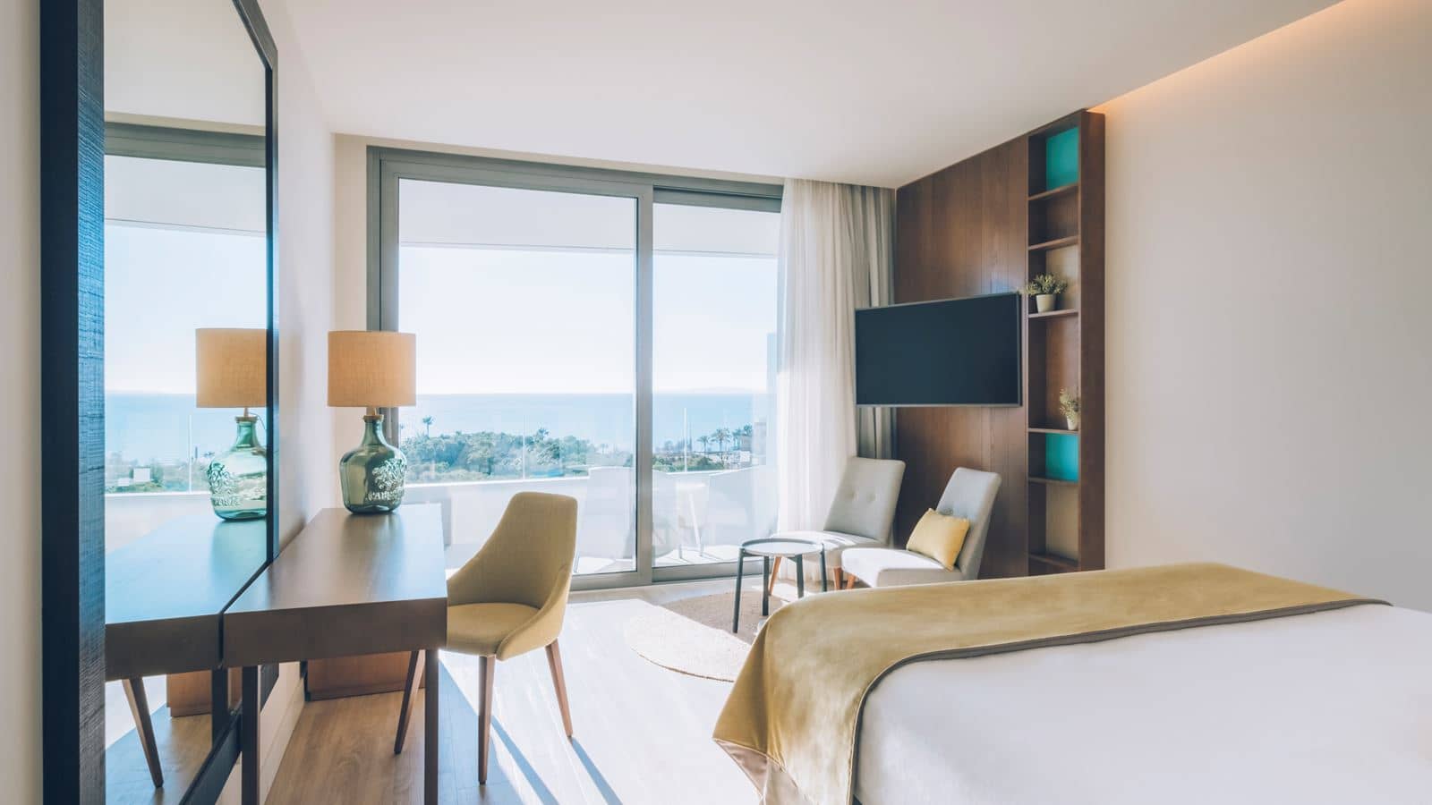 rooms-double-sea-view-priority-location