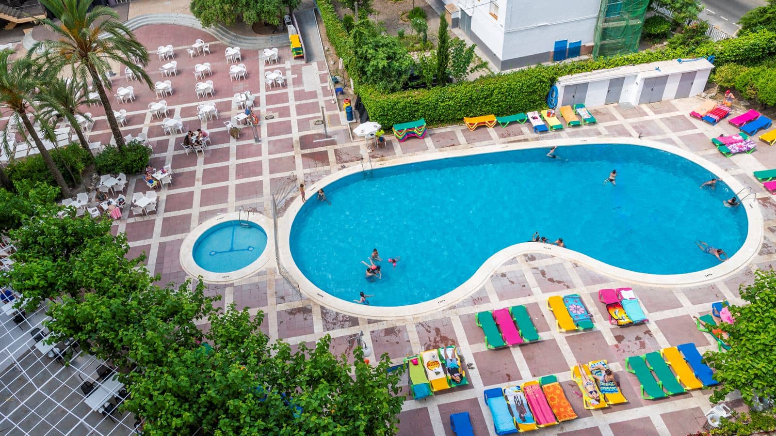 pools-outdoor-pool