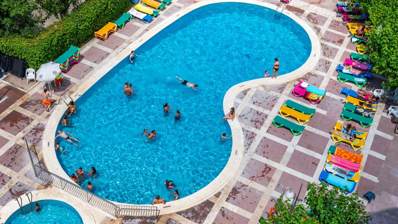 pools-outdoor-pool