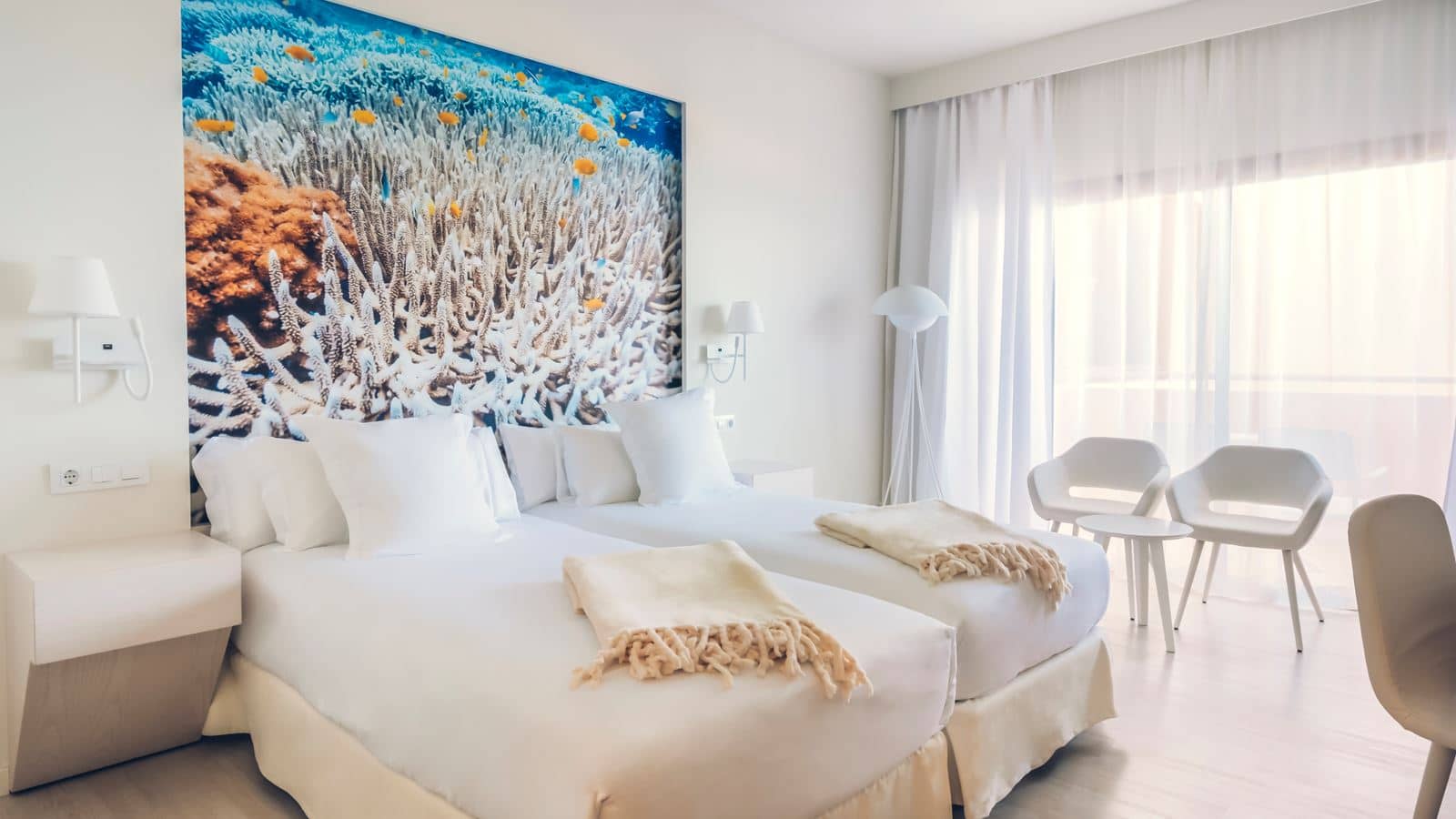 rooms-double-sea-view-priority-location