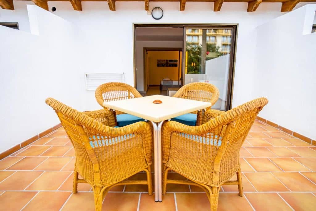 rooms-js--junior-suite-1st-floor--with-terrace