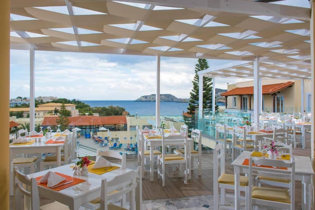 restaurants-main-building