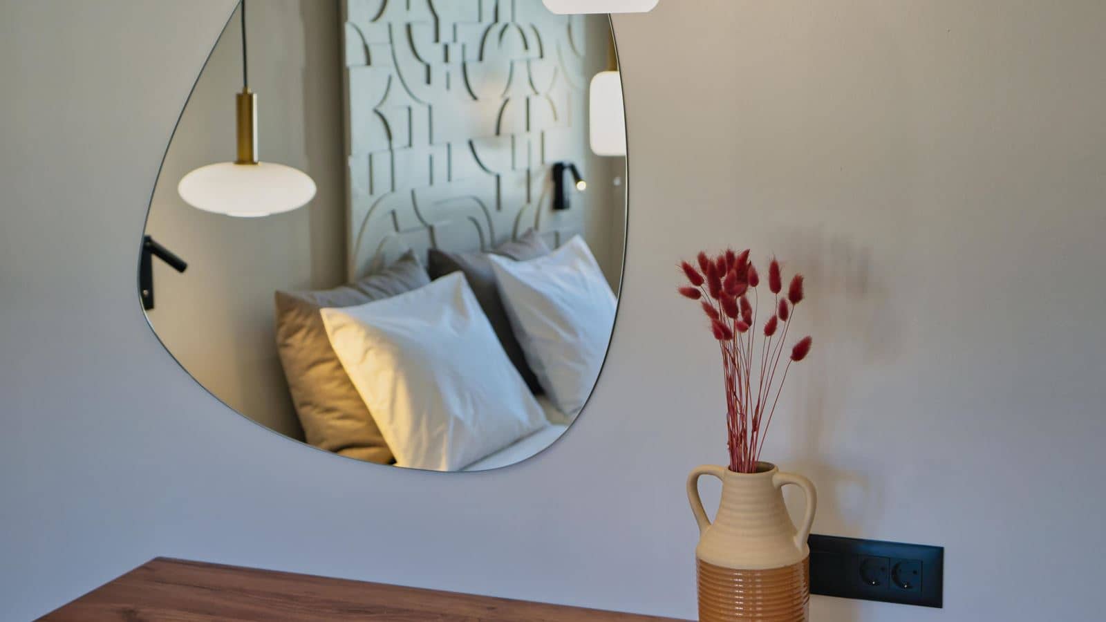 rooms-superior-family-room