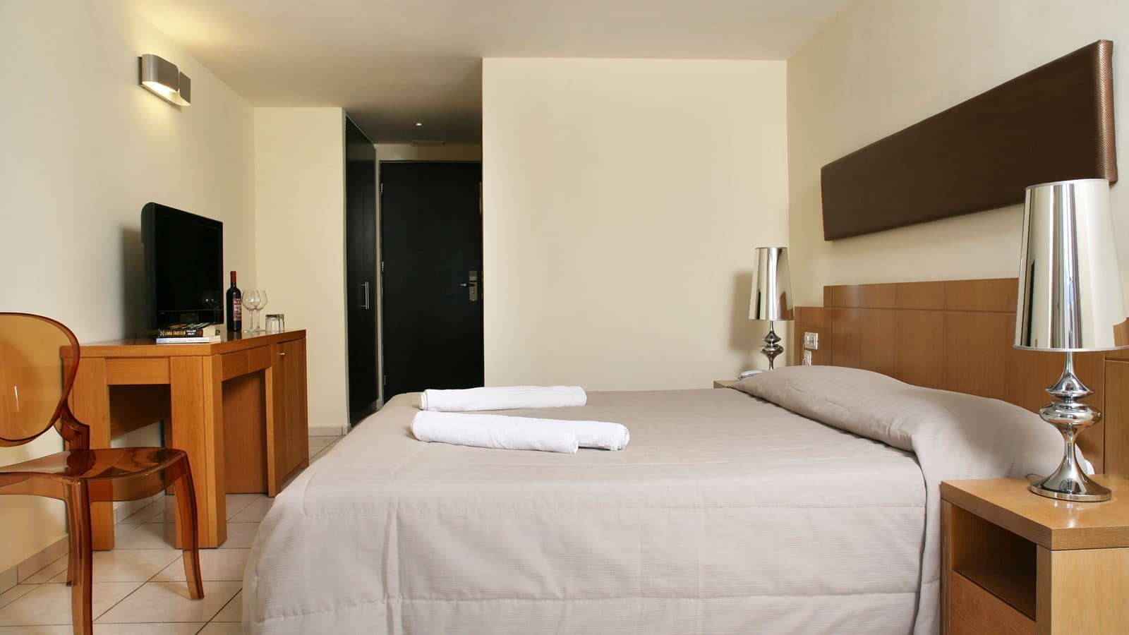 rooms-double-room-balcony