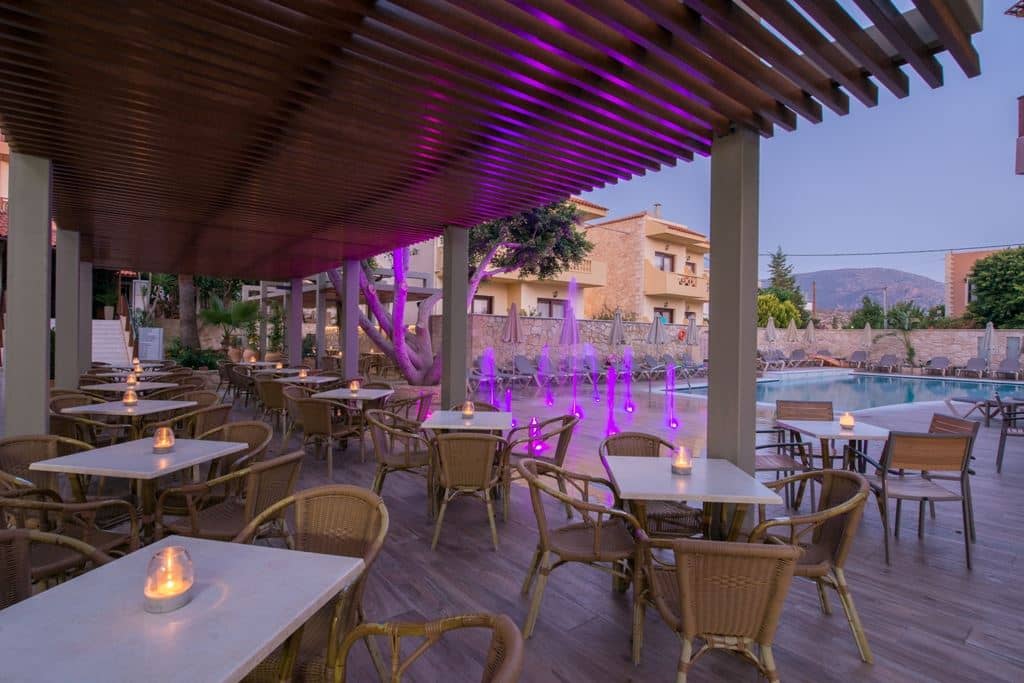 bars-medousa-pool-bar