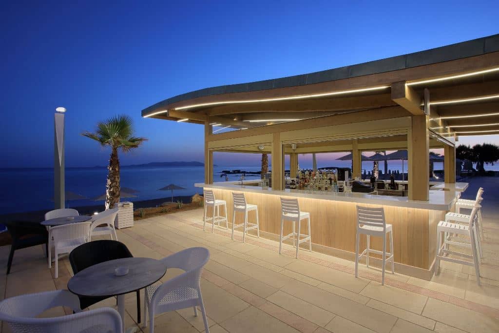bars-pool-bar--ikaros