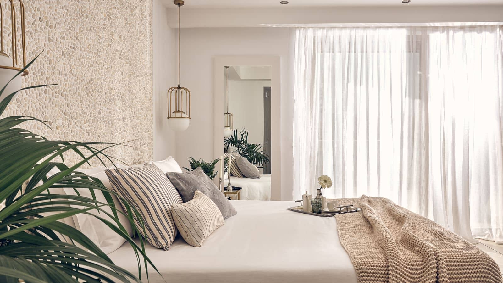 rooms-superior-double-room-side-sea-view