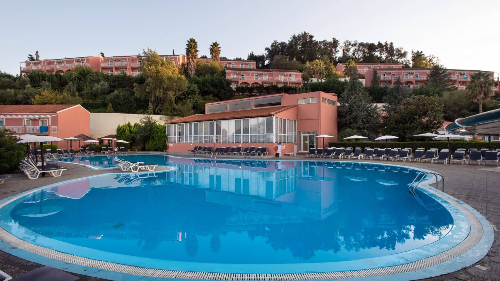 pools-outdoor-pool