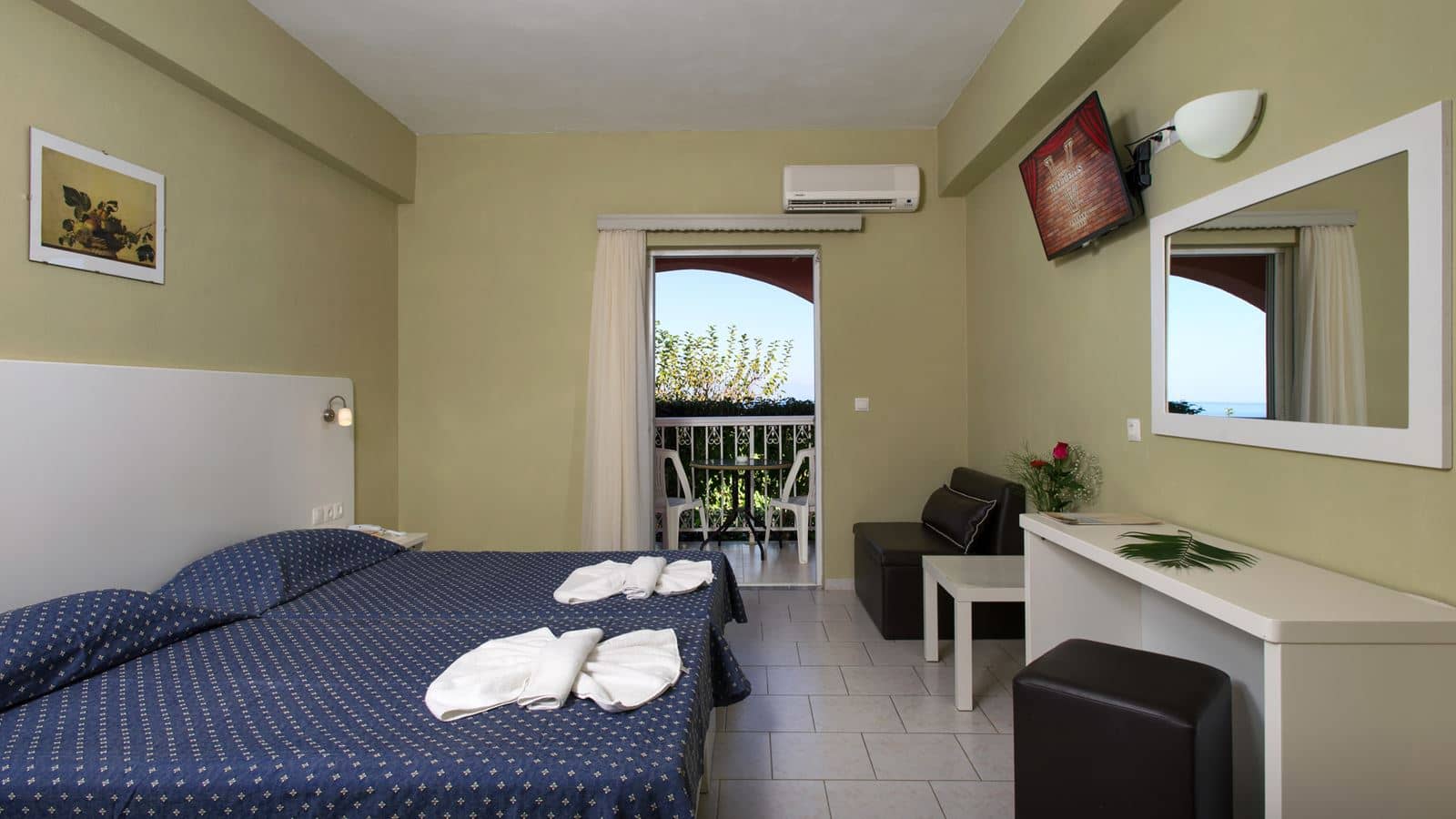 rooms-std-double-room