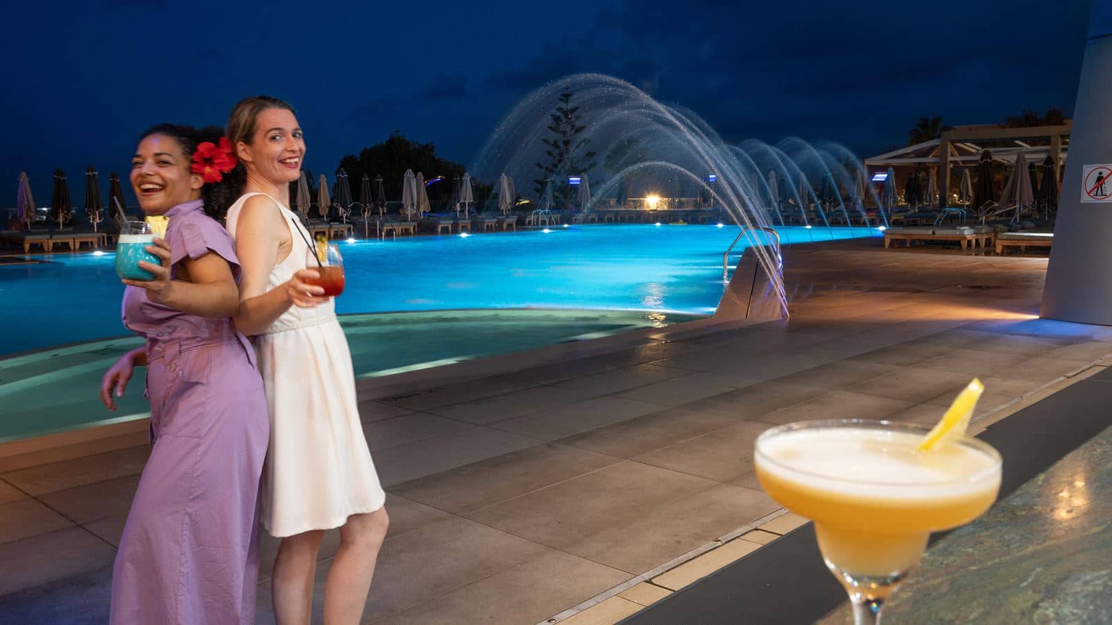 bars-pool-bar-blue