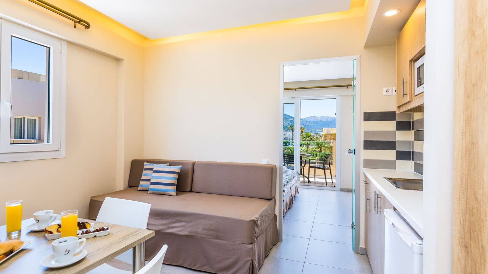 rooms-apartment-superior-1-bedroom-triple-balcony-or-terrace