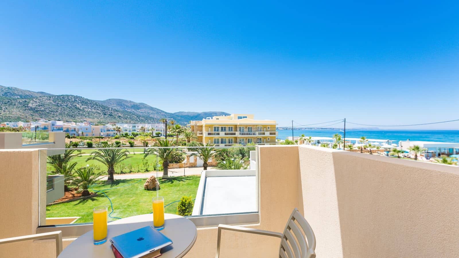 rooms-apartment-superior-1-bedroom-triple-balcony-or-terrace