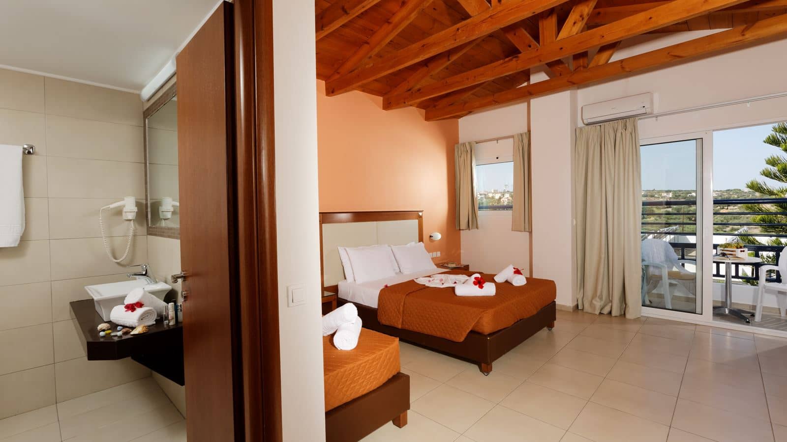 rooms-superior-triple-room