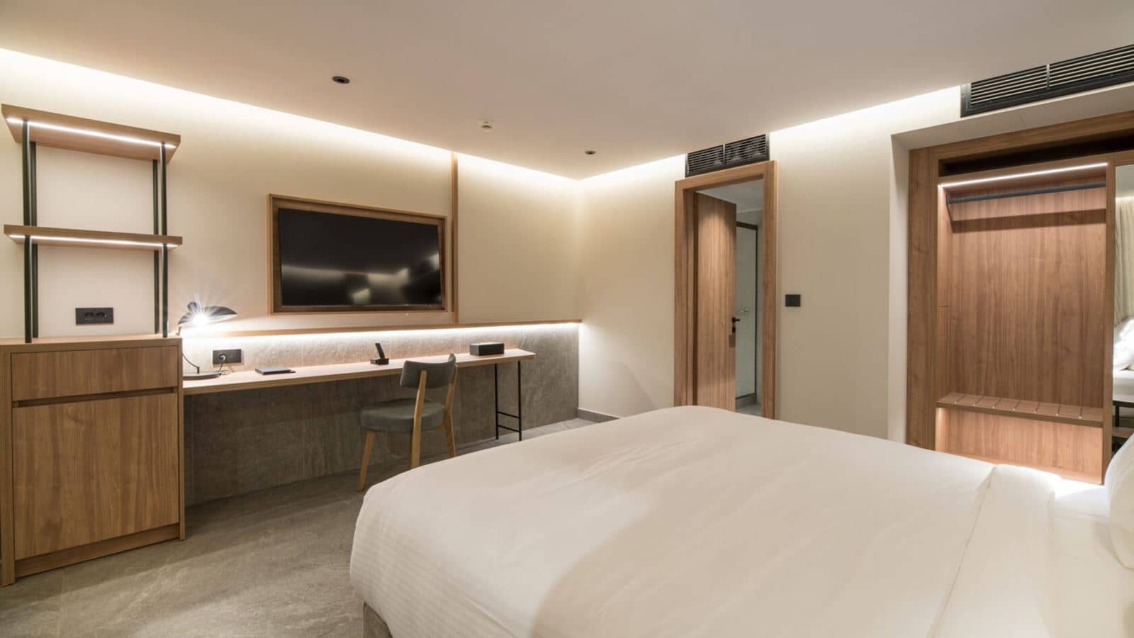 rooms-classic-double-gardenview-sharedpool