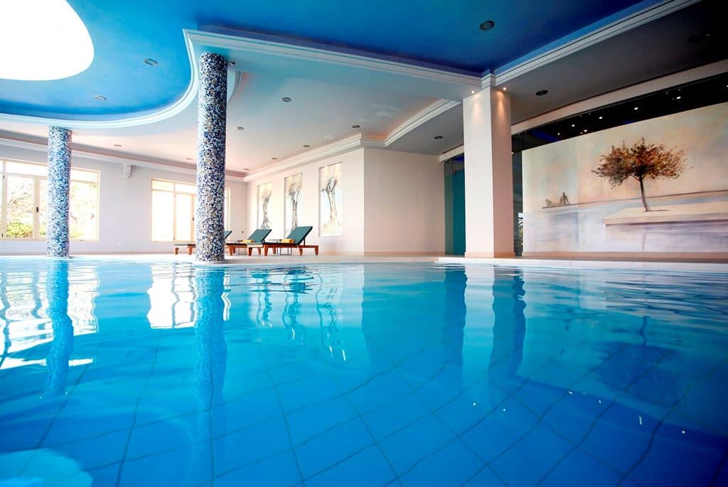 pools-indoor-pool