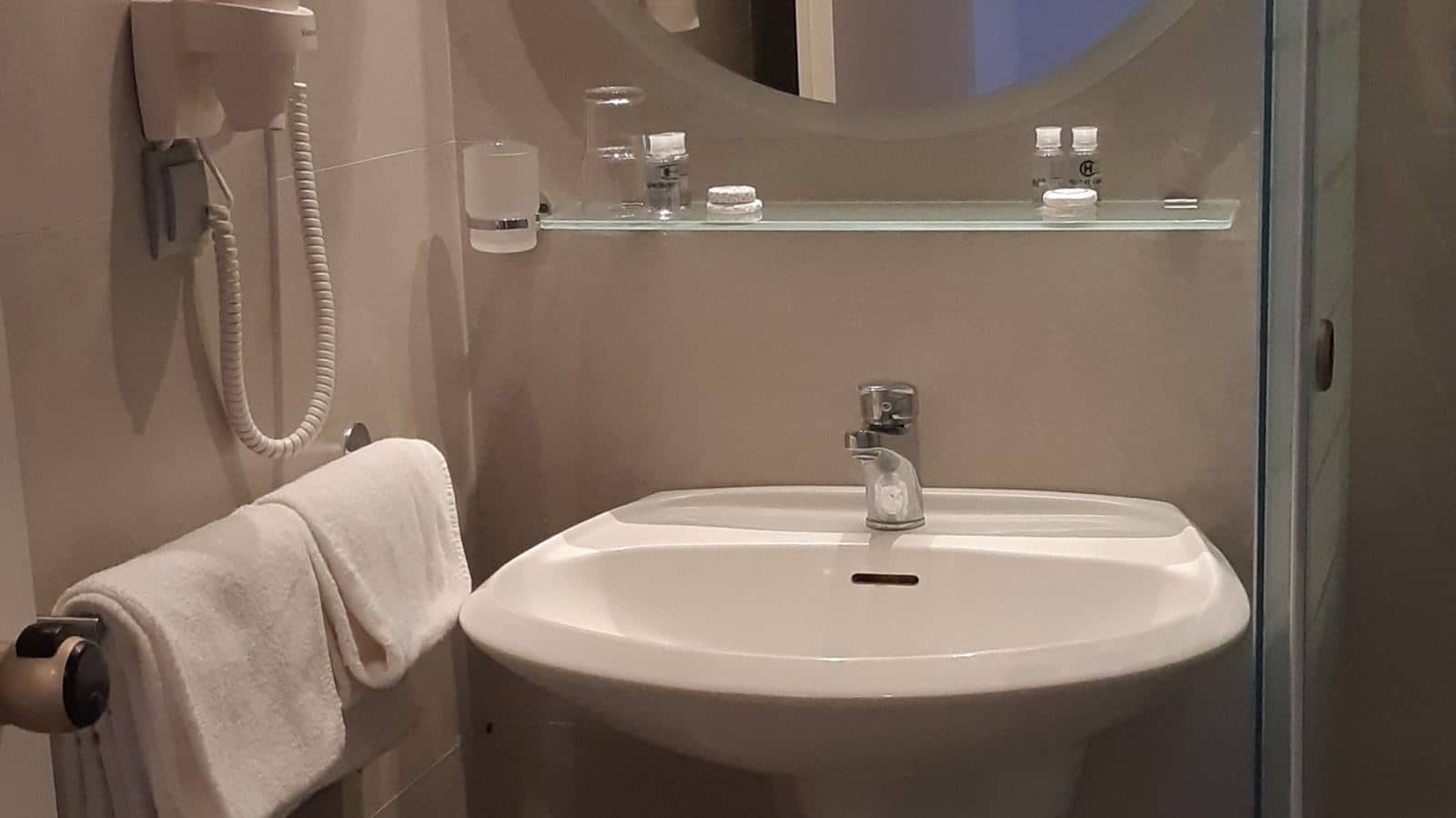 rooms-double-room