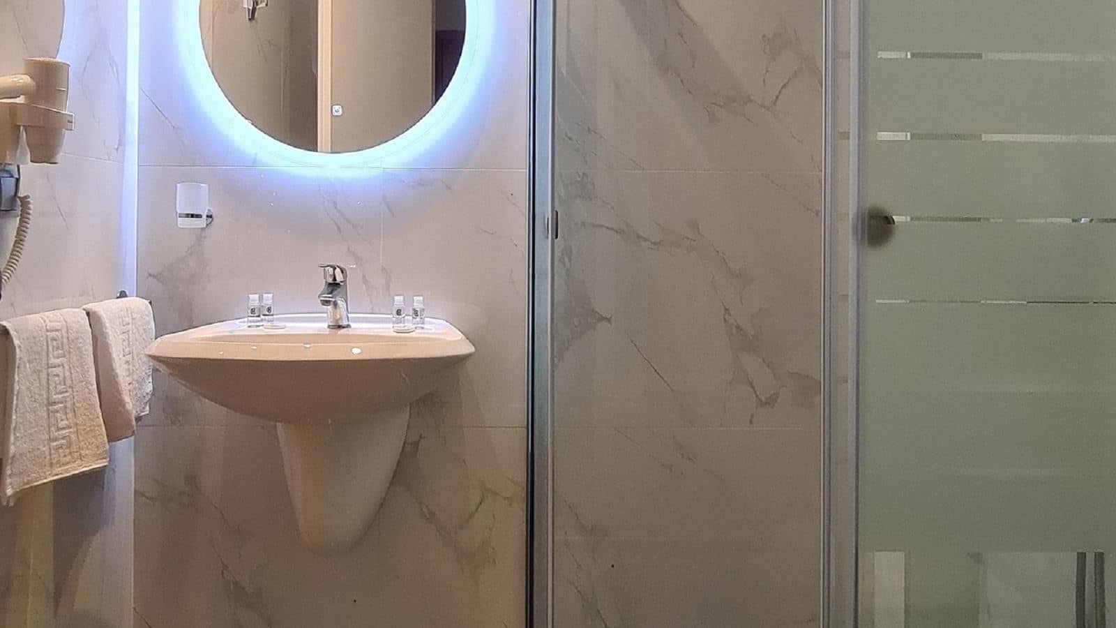 rooms-junior-suite