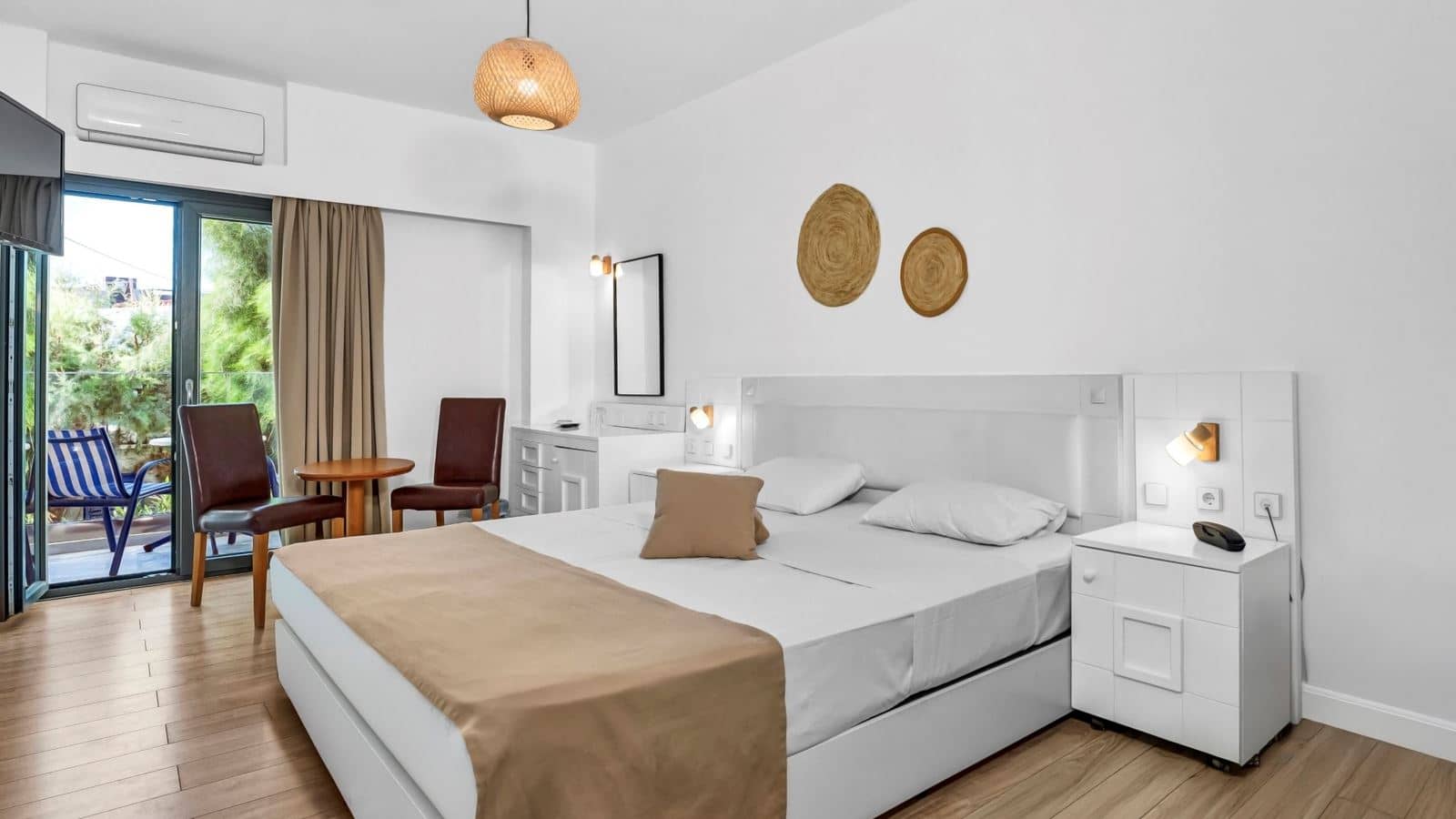 rooms-room-double-gardenview-balcony-or-terrace