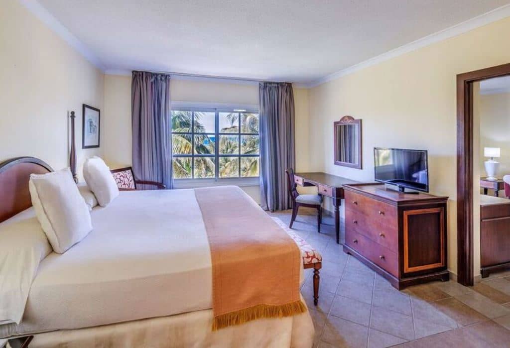 rooms-suite