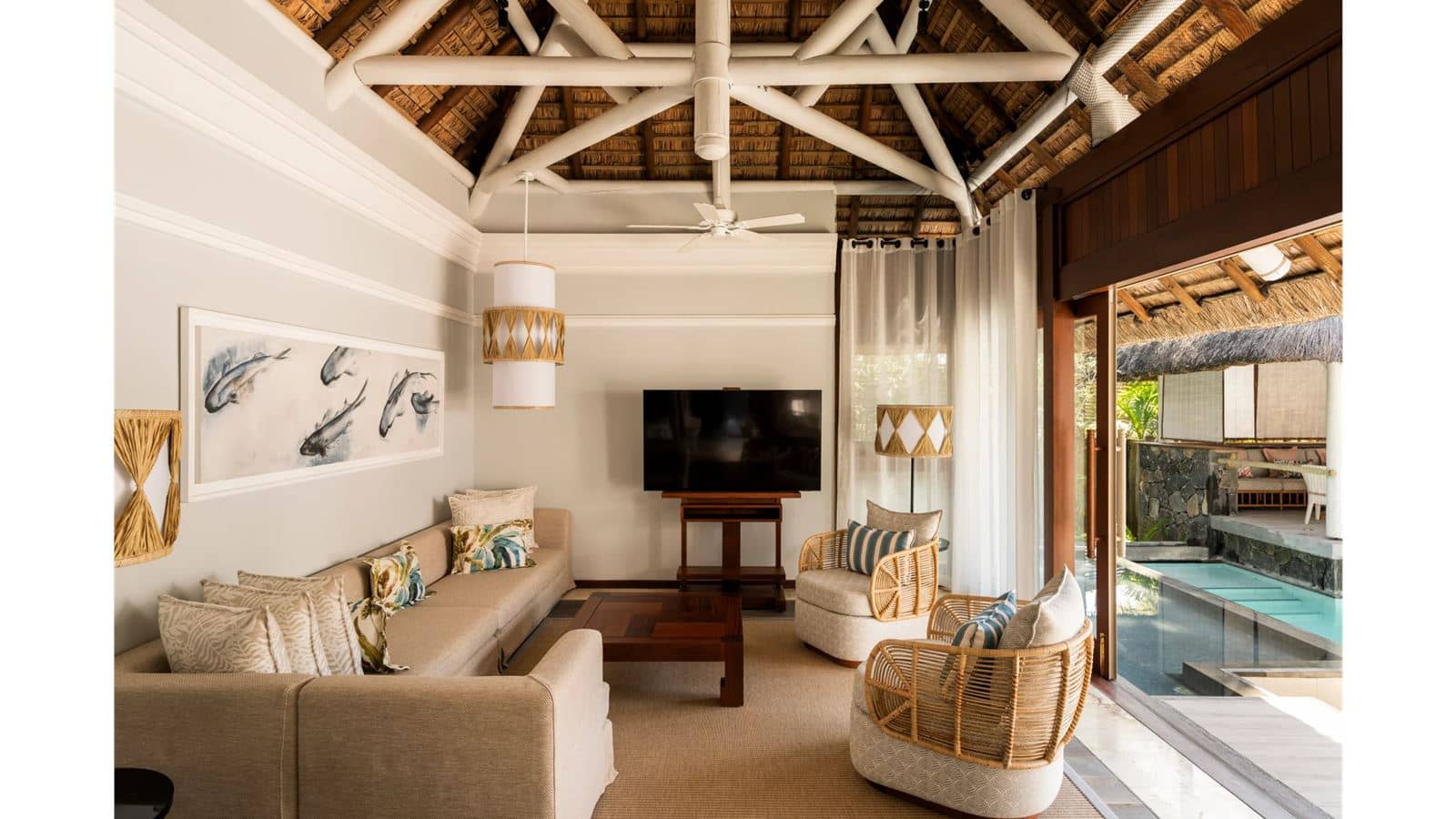 rooms-3-broom-pool-villa
