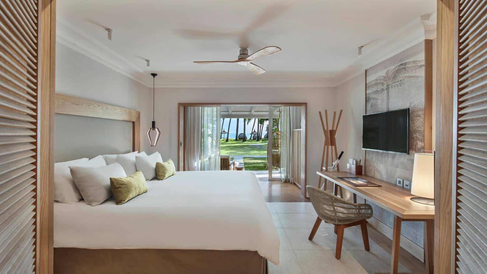 rooms-family-room