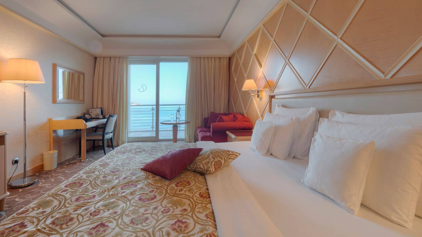 rooms-superior-room-premium-sea-view