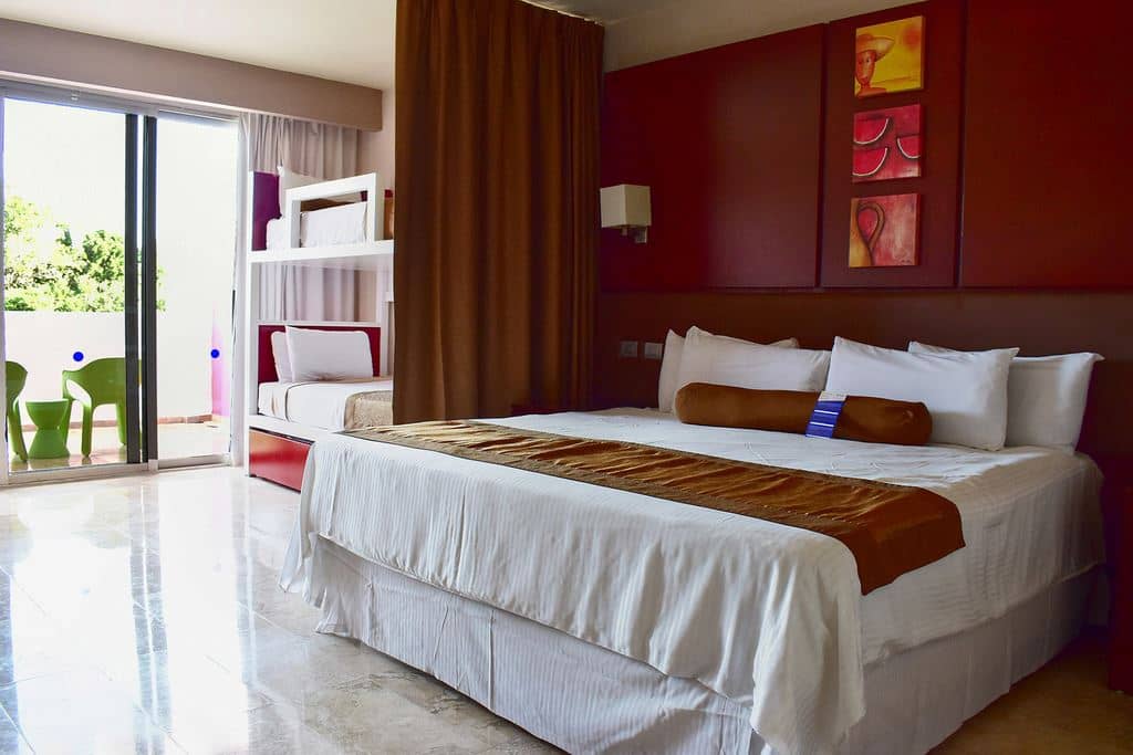 rooms-family-club-deluxe-junior-suite