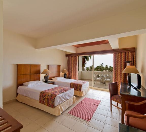 ROOM STANDARD POOLVIEW Номери